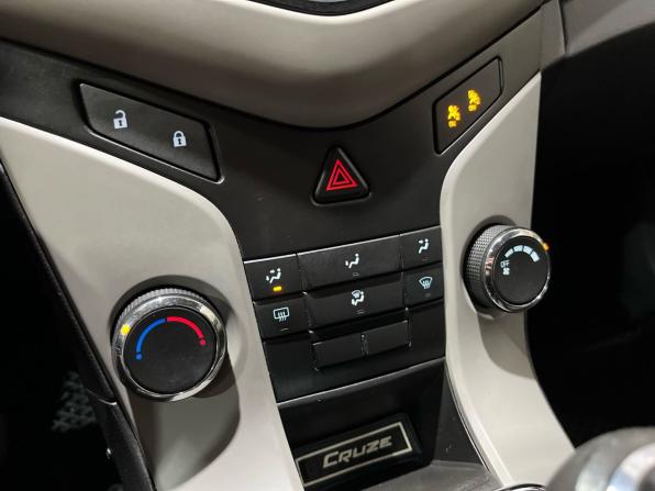Chevrolet Cruze I Рестайлинг с пробегом 2012 года, цена 595 000 рублей, 149542 км, седан, Автокод Объявления