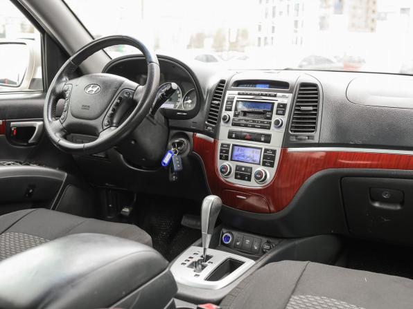 Hyundai Santa Fe II с пробегом 2008 года, цена 949 000 рублей, 235820 км, внедорожник, Автокод Объявления