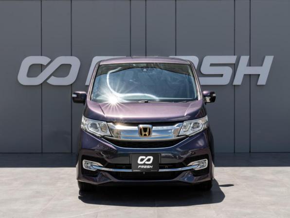 Honda Stepwgn V с пробегом 2016 года, цена 1 890 000 рублей, 94869 км, минивэн, Автокод Объявления