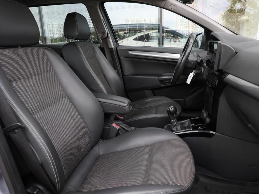 Opel Astra H Рестайлинг Москва  - изображение 9