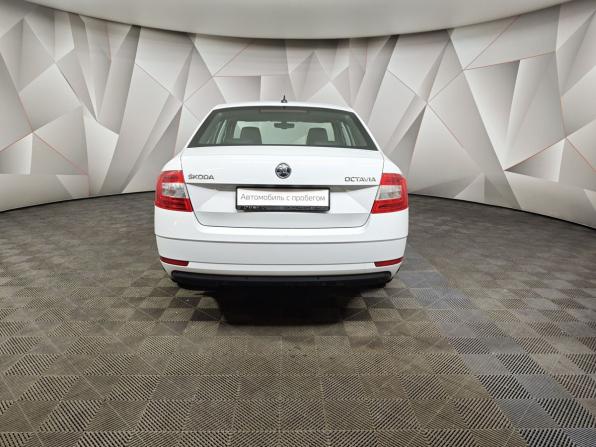 Skoda Octavia III (A7) Рестайлинг с пробегом 2017 года, цена 1 611 000 рублей, 65807 км, лифтбек, Автокод Объявления