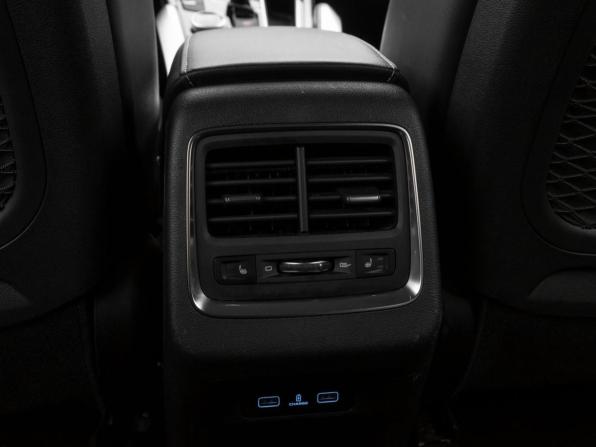 Geely Atlas Pro с пробегом 2024 года, цена 2 250 000 рублей, 39396 км, внедорожник, Автокод Объявления