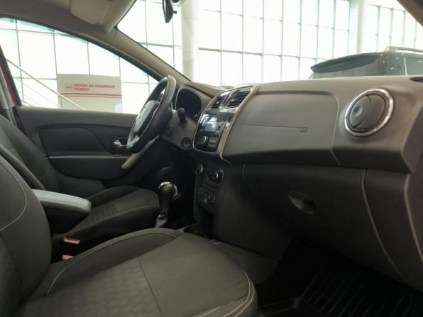 Renault Sandero II с пробегом 2018 года, цена 1 150 000 рублей, 71886 км, хэтчбек, Автокод Объявления
