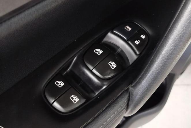 Nissan Qashqai II Рестайлинг с пробегом 2020 года, цена 1 400 000 рублей, 131589 км, внедорожник, Автокод Объявления