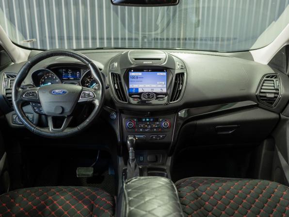 Ford Escape III Рестайлинг с пробегом 2017 года, цена 1 579 000 рублей, 164100 км, внедорожник, Автокод Объявления