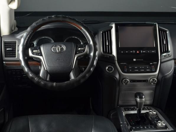 Toyota Land Cruiser 200 Series Рестайлинг 2 с пробегом 2016 года, цена 5 550 997 рублей, 227466 км, внедорожник, Автокод Объявления