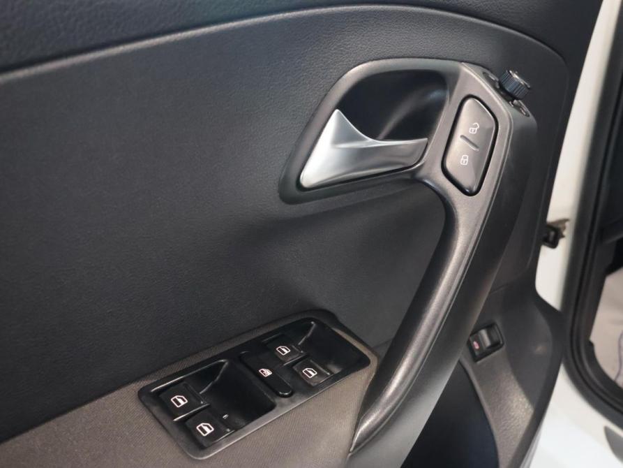 Volkswagen Polo V Калуга  - изображение 22