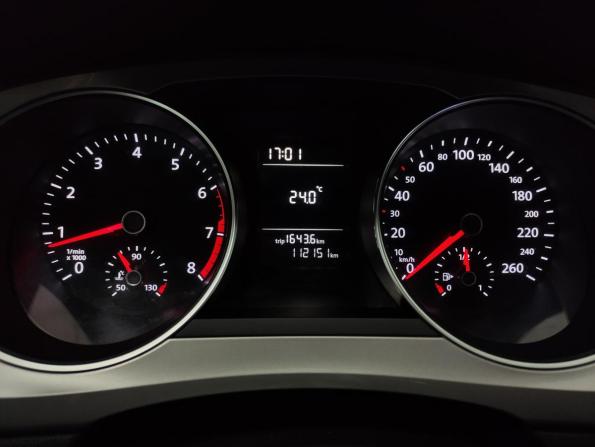 Volkswagen Jetta VI Рестайлинг с пробегом 2017 года, цена 1 340 000 рублей, 112000 км, седан, Автокод Объявления