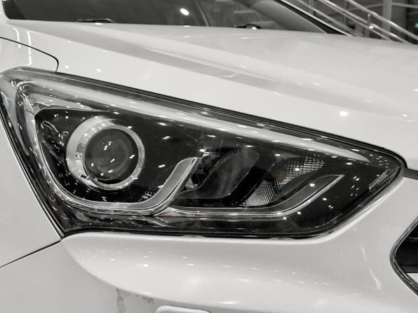 Hyundai Santa Fe III Рестайлинг с пробегом 2015 года, цена 1 850 000 рублей, 137047 км, внедорожник, Автокод Объявления
