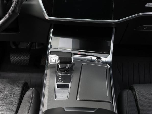 Audi A7 II (4K) с пробегом 2021 года, цена 5 600 000 рублей, 62018 км, лифтбек, Автокод Объявления