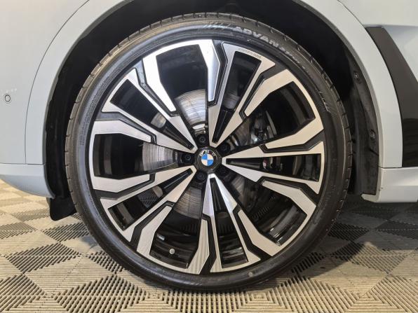 BMW X7 I (G07) Рестайлинг с пробегом 2025 года, цена 15 499 000 рублей, 14646 км, внедорожник, Автокод Объявления