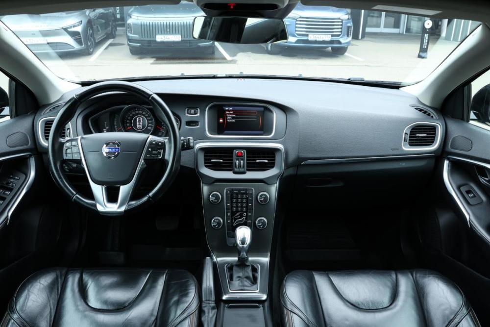 Volvo V40 Cross Country I Москва  - изображение 12