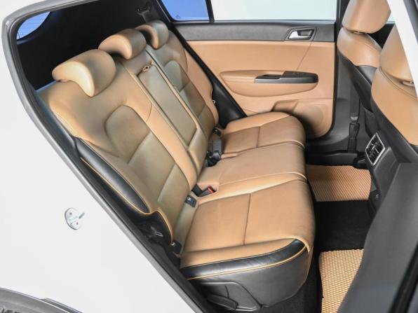 Kia Sportage IV Рестайлинг с пробегом 2018 года, цена 2 199 000 рублей, 192853 км, внедорожник, Автокод Объявления