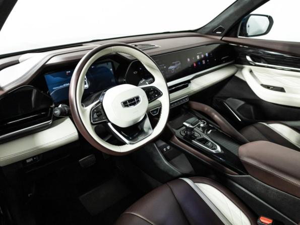 Geely Monjaro I с пробегом 2023 года, цена 2 999 000 рублей, 48001 км, внедорожник, Автокод Объявления