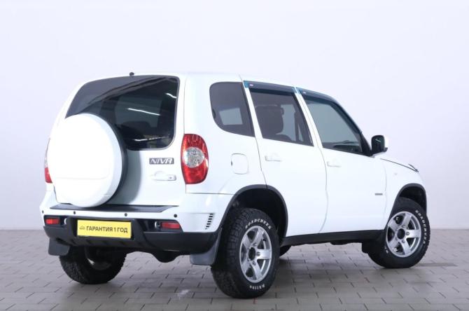 Chevrolet Niva I Рестайлинг с пробегом 2017 года, цена 749 000 рублей, 150000 км, внедорожник, Автокод Объявления