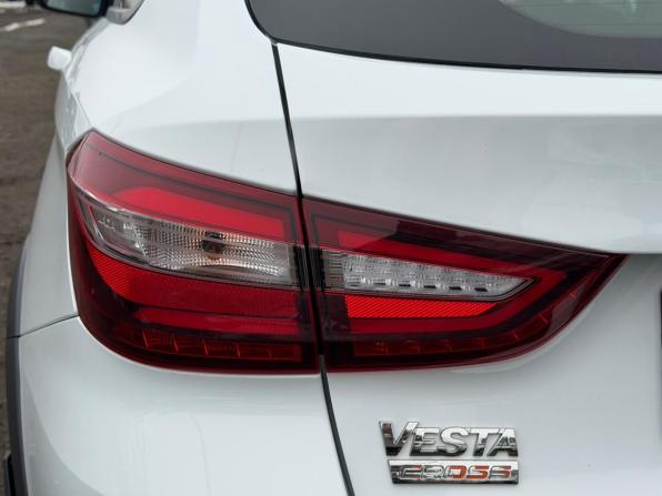 Lada (ВАЗ) Vesta I Рестайлинг (NG) с пробегом 2024 года, цена 1 560 000 рублей, 19700 км, универсал, Автокод Объявления