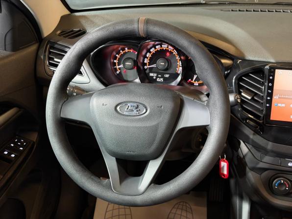 Lada (ВАЗ) Vesta I с пробегом 2019 года, цена 870 000 рублей, 58632 км, седан, Автокод Объявления