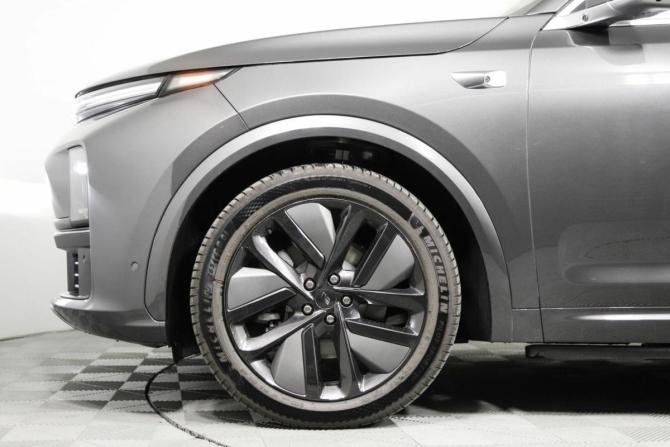 Новый Li Auto (Lixiang) L7 I Рестайлинг 2025 года, цена 9 800 000 рублей, внедорожник, Автокод Объявления