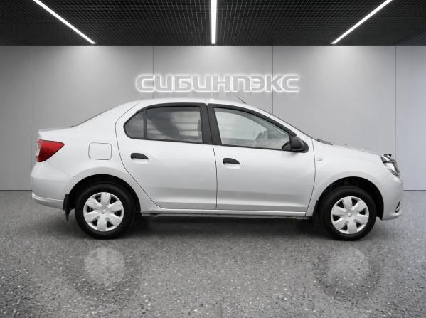 Renault Logan II Рестайлинг с пробегом 2018 года, цена 875 000 рублей, 105000 км, седан, Автокод Объявления