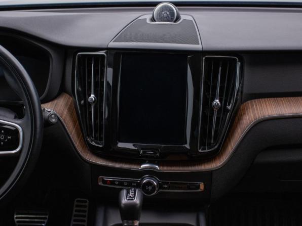 Volvo XC60 II с пробегом 2018 года, цена 4 198 000 рублей, 87022 км, внедорожник, Автокод Объявления