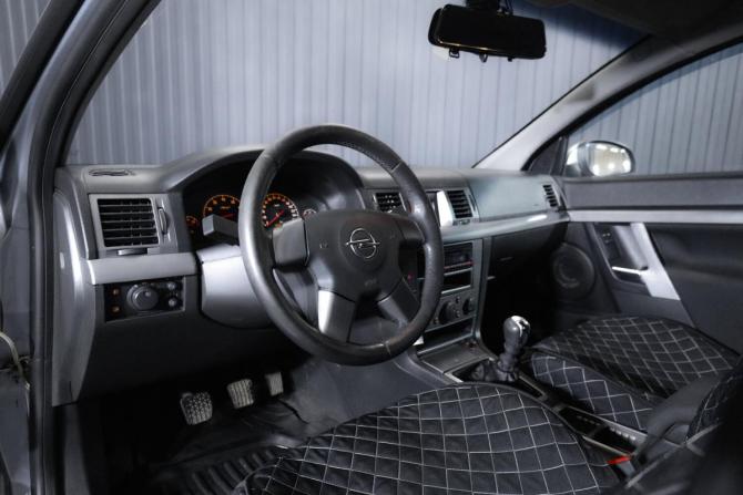 Opel Vectra C с пробегом 2004 года, цена 450 000 рублей, 304651 км, седан, Автокод Объявления