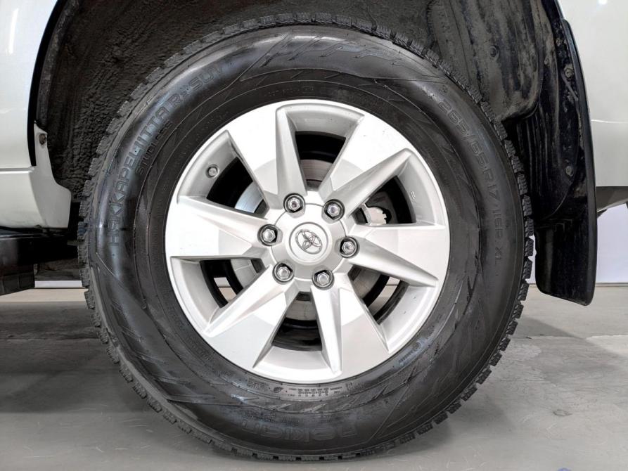 Toyota Land Cruiser Prado 150 Series Рестайлинг 3 Москва  - изображение 18