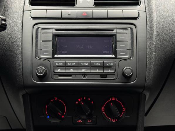 Volkswagen Polo V Рестайлинг с пробегом 2016 года, цена 1 119 000 рублей, 148752 км, седан, Автокод Объявления