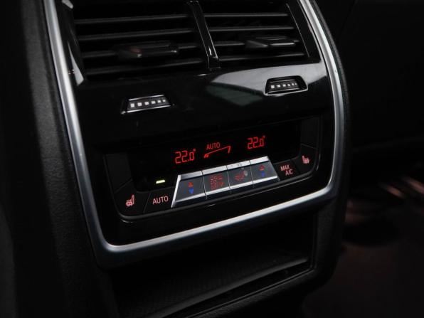 BMW X7 I (G07) с пробегом 2021 года, цена 5 999 077 рублей, 129936 км, внедорожник, Автокод Объявления