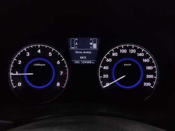 Hyundai Solaris I с пробегом 2014 года, цена 920 000 рублей, 129381 км, седан, Автокод Объявления