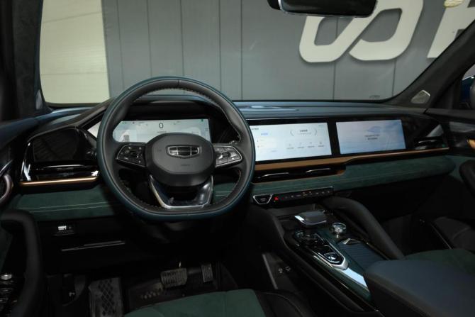 Geely Monjaro I с пробегом 2023 года, цена 3 849 000 рублей, 89 км, внедорожник, Автокод Объявления