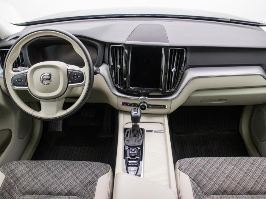 Volvo XC60 II Москва  - изображение 14