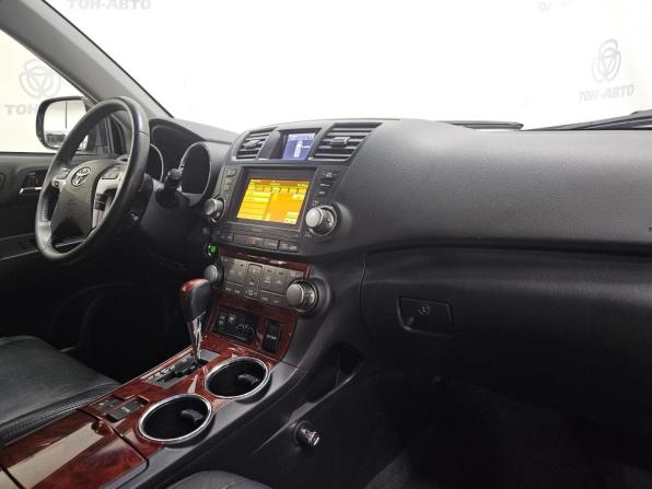 Toyota Highlander II (XU40) Рестайлинг с пробегом 2011 года, цена 1 400 000 рублей, 722618 км, внедорожник, Автокод Объявления