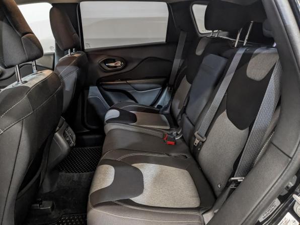 Jeep Cherokee V (KL) с пробегом 2014 года, цена 1 830 000 рублей, 113676 км, внедорожник, Автокод Объявления