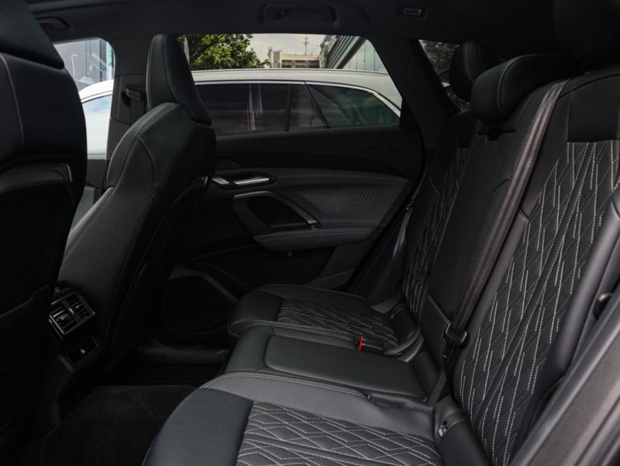Audi Q5 III Москва  - изображение 9
