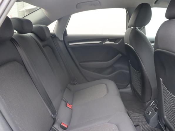 Audi A3 III (8V) Рестайлинг с пробегом 2018 года, цена 1 999 000 рублей, 118225 км, седан, Автокод Объявления