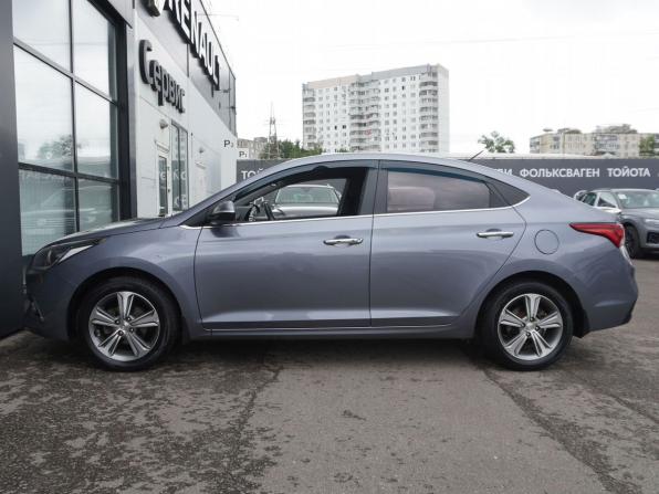 Hyundai Solaris II с пробегом 2018 года, цена 1 417 000 рублей, 77300 км, седан, Автокод Объявления