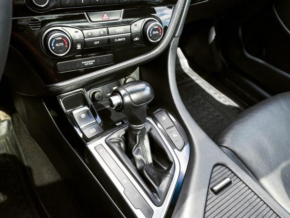Kia Optima III Рестайлинг с пробегом 2015 года, цена 1 435 000 рублей, 205205 км, седан, Автокод Объявления