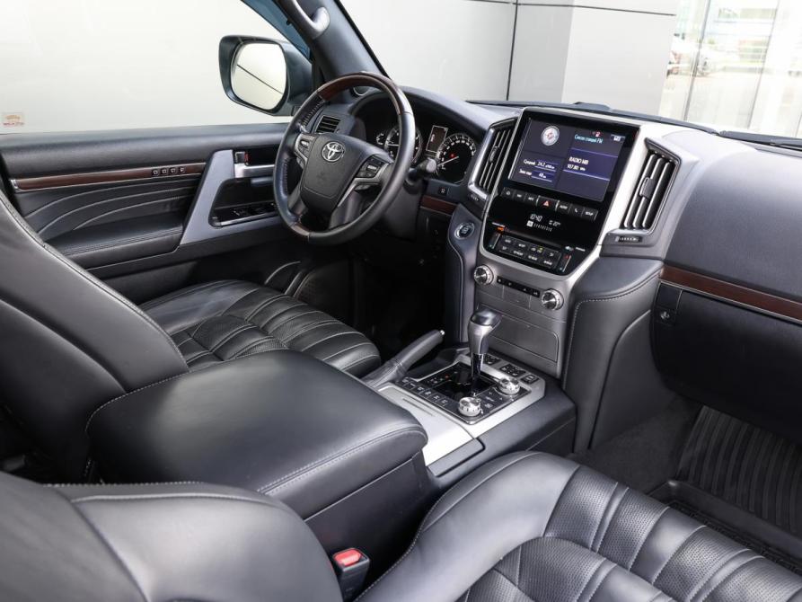 Toyota Land Cruiser 200 Series Рестайлинг 2 Москва  - изображение 10