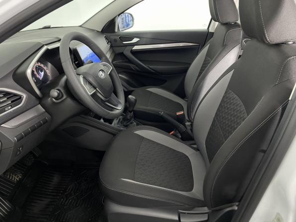 Lada (ВАЗ) Vesta I Рестайлинг (NG) с пробегом 2026 года, цена 1 360 000 рублей, 5835 км, седан, Автокод Объявления
