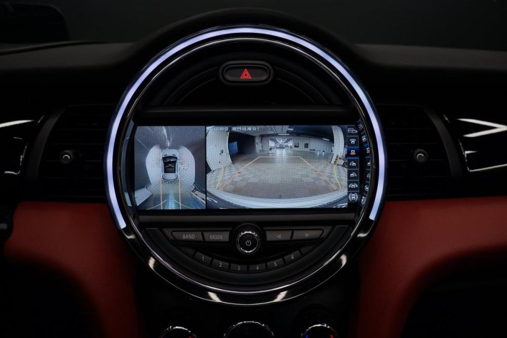Mini Cabrio III Рестайлинг Крым  - изображение 21