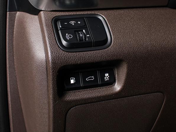 Kia Optima IV Рестайлинг с пробегом 2019 года, цена 1 850 000 рублей, 205302 км, седан, Автокод Объявления