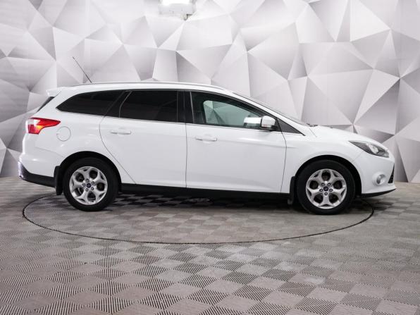 Ford Focus III с пробегом 2013 года, цена 747 000 рублей, 207745 км, универсал, Автокод Объявления