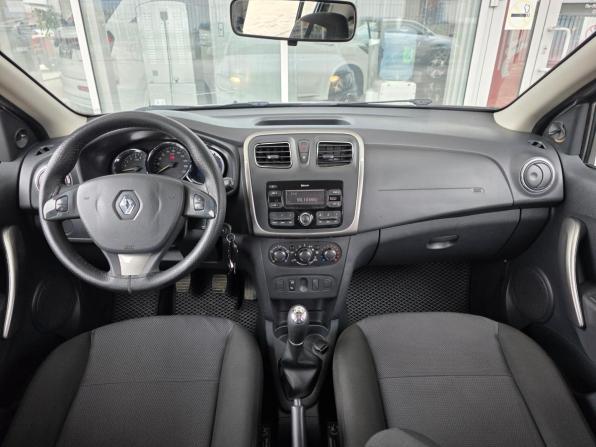 Renault Sandero II с пробегом 2018 года, цена 1 049 000 рублей, 101663 км, хэтчбек, Автокод Объявления