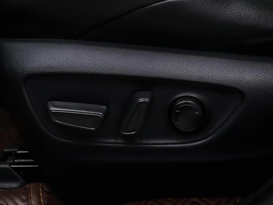 Toyota Wildlander I Красноярск  - изображение 19