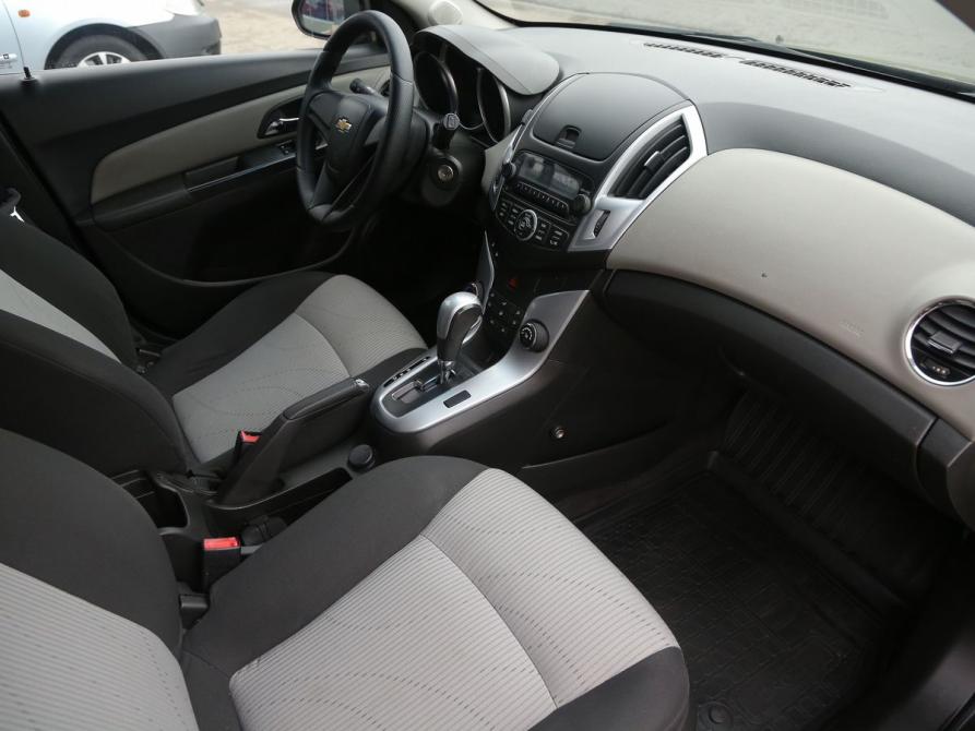 Chevrolet Cruze I Рестайлинг Иваново  - изображение 9