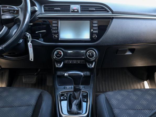 Kia Rio IV с пробегом 2018 года, цена 1 179 000 рублей, 211443 км, седан, Автокод Объявления