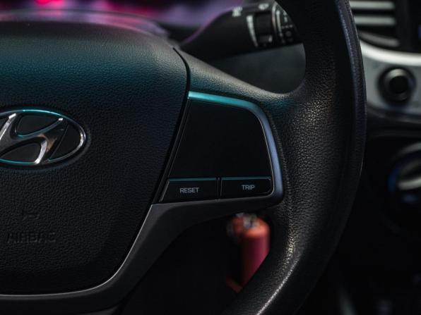 Hyundai Solaris II с пробегом 2018 года, цена 1 369 000 рублей, 86345 км, седан, Автокод Объявления