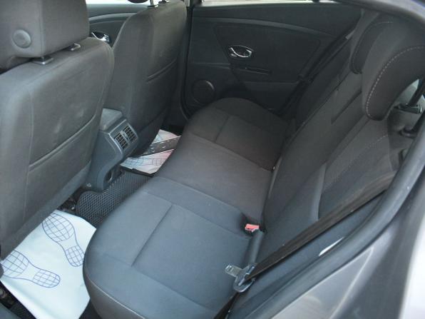 Renault Megane III Рестайлинг с пробегом 2012 года, цена 359 000 рублей, 354044 км, хэтчбек, Автокод Объявления