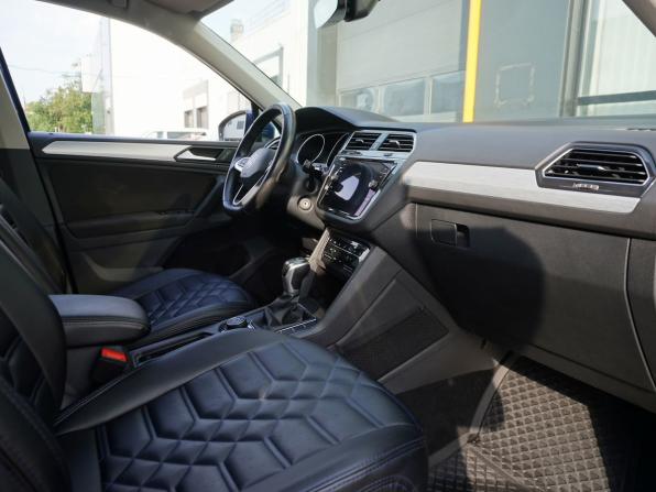 Volkswagen Tiguan II Рестайлинг с пробегом 2021 года, цена 2 810 000 рублей, 67938 км, внедорожник, Автокод Объявления