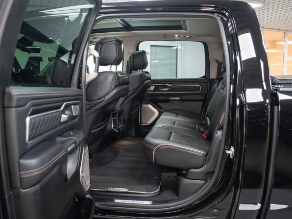 Ram 1500 V Рестайлинг с пробегом 2026 года, цена 10 999 000 рублей, 92 км, offers.body_type.unknown, Автокод Объявления